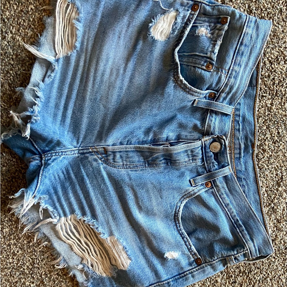 Women’s Levi’s 501 buttonfly shorts